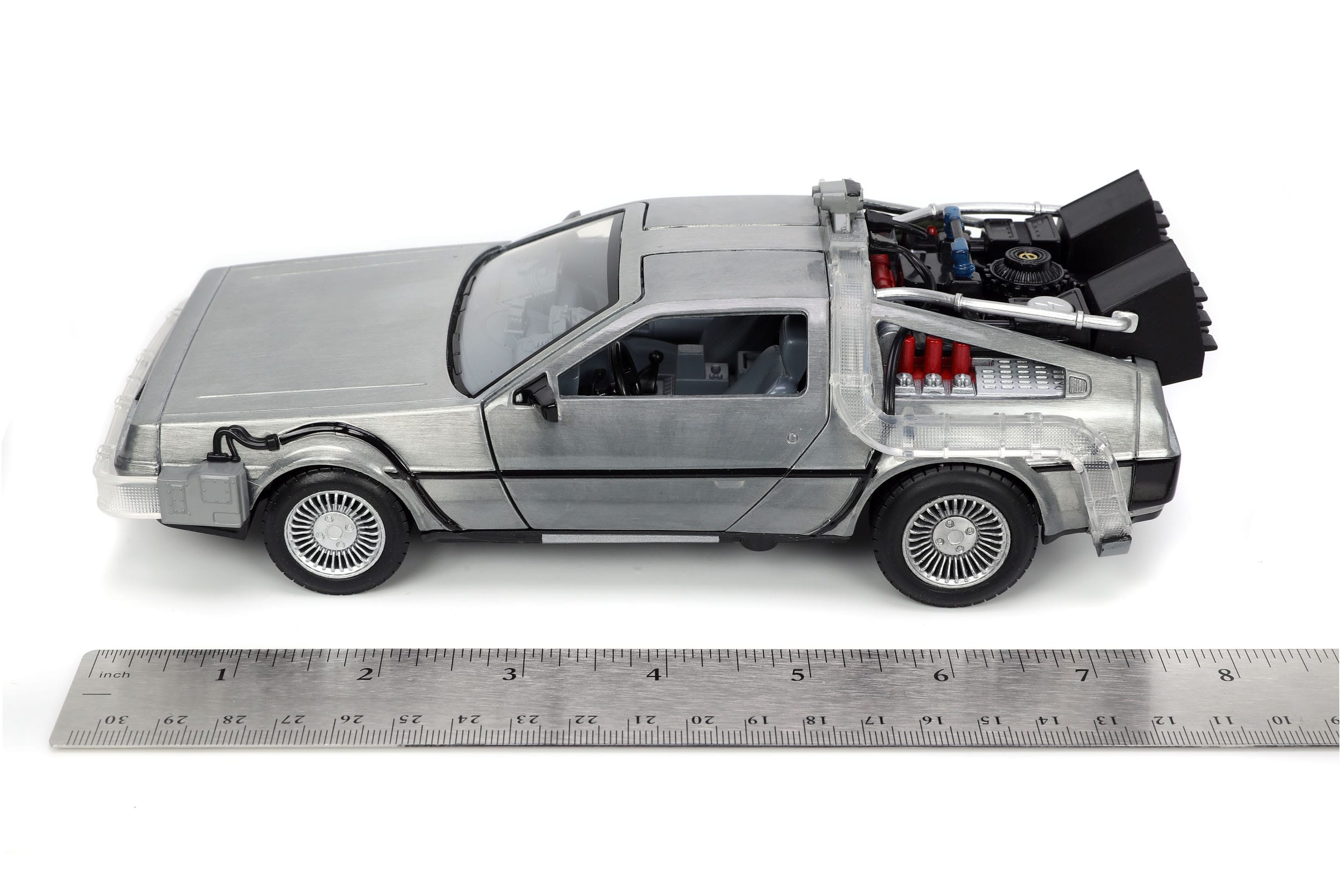 Otra imagen de Regreso al futuro - Delorean escala 1/24 de la pelíacula 1